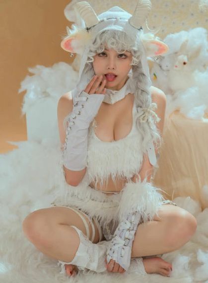 二女同志亚洲人狂欢的剧情介绍_蓝光在线手机播放